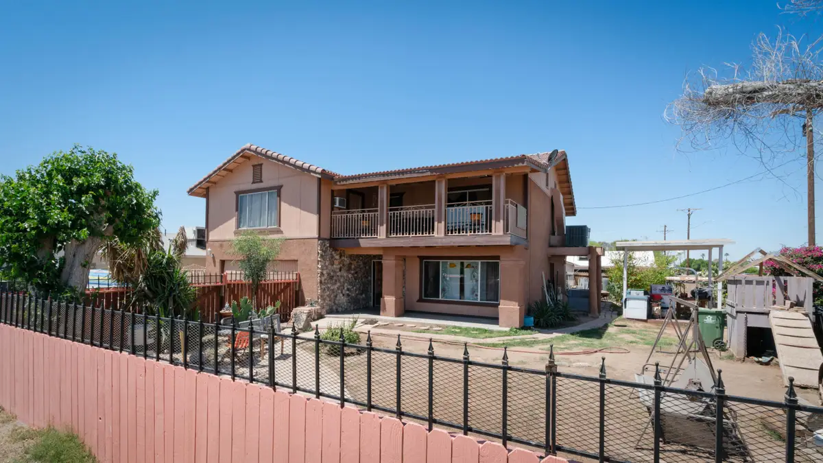 407 S Eastern Avenue, Brawley, CA 92227 - #1
