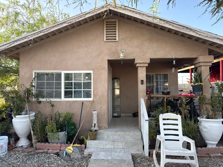 410 W Hamilton Avenue, El Centro, CA 92243 - #2
