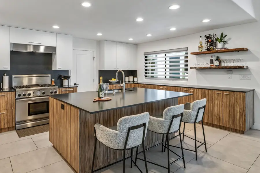 6250 N Paseo De La Palma, Palm Springs, CA 92264 - #3