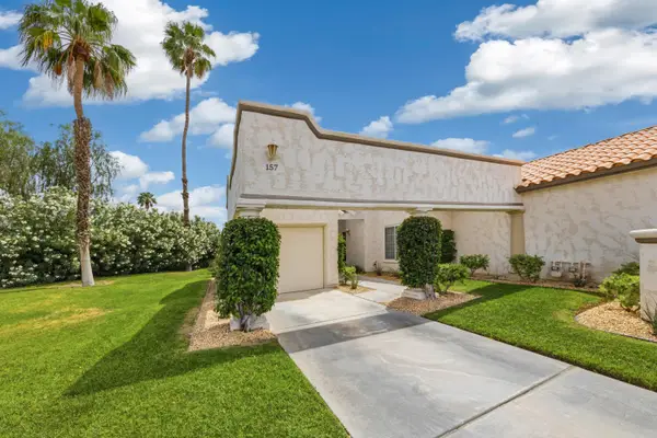 157 Falls Court, Palm Desert, CA 92211