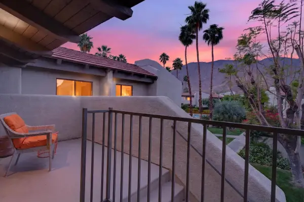 1150 E Amado Road #8c2, Palm Springs, CA 92262