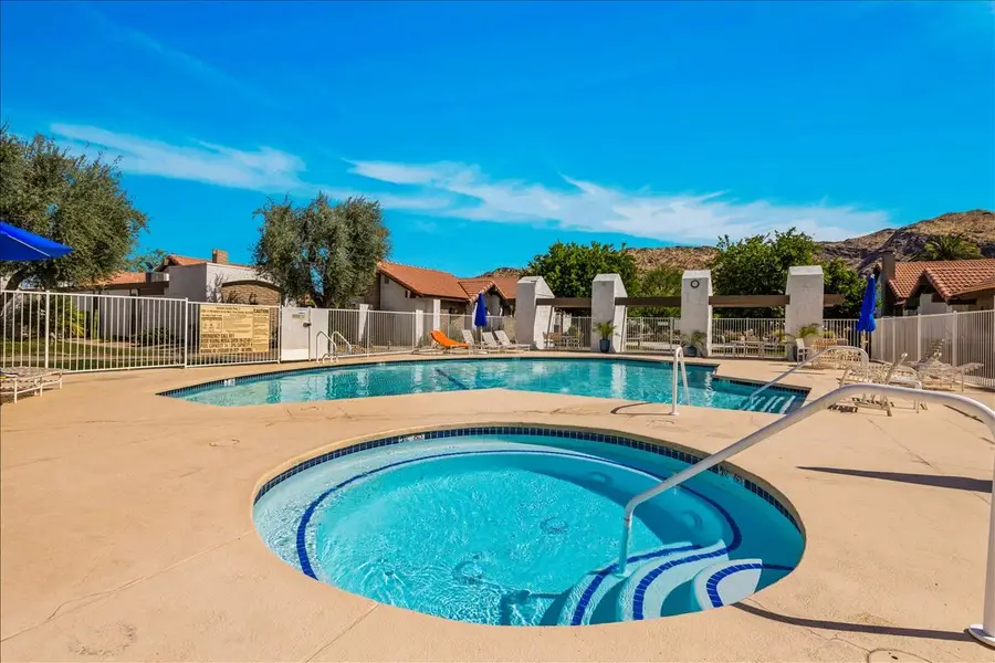 2389 E Miramonte Circle #B, Palm Springs, CA 92264 - #2