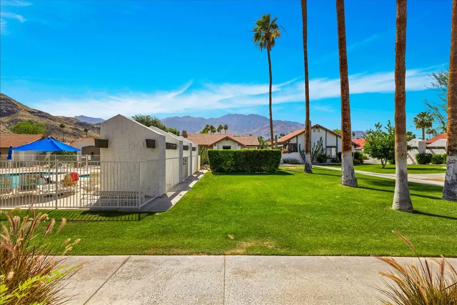 2389 E Miramonte Circle #B, Palm Springs, CA 92264 - #3
