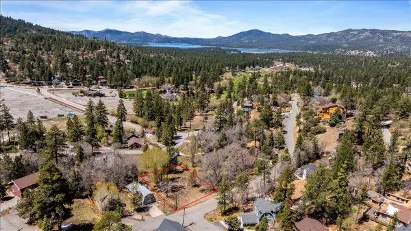 1270 Siskiyou Drive, Big Bear Lake, CA 92315