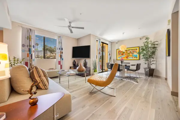 820 E Palm Canyon Drive #206, Palm Springs, CA 92264