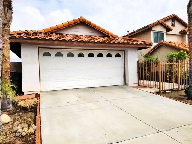 1042 Christobal Lane, Colton, CA 92324 - #3