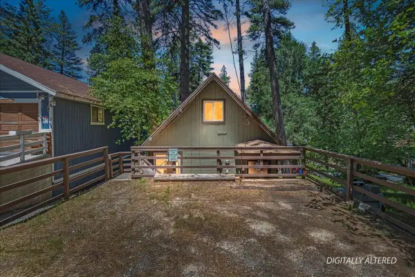 22928 Laurel Lane, Crestline, CA 92325