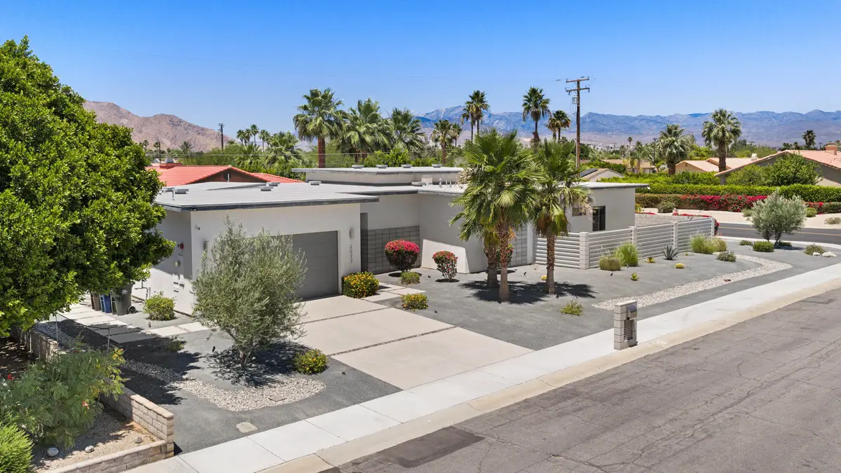 2077 E Nicola Road, Palm Springs, CA 92262 - #1