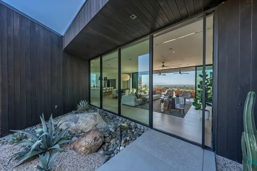 2085 Desert Flower Court, Palm Springs, CA 92262 - #3