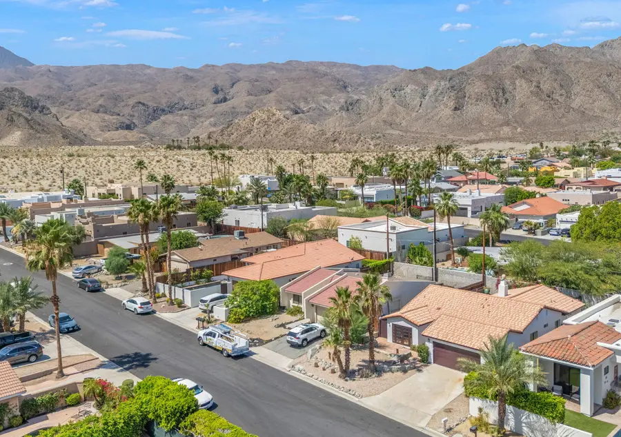 54805 Avenida Carranza, La Quinta, CA 92253 - #2