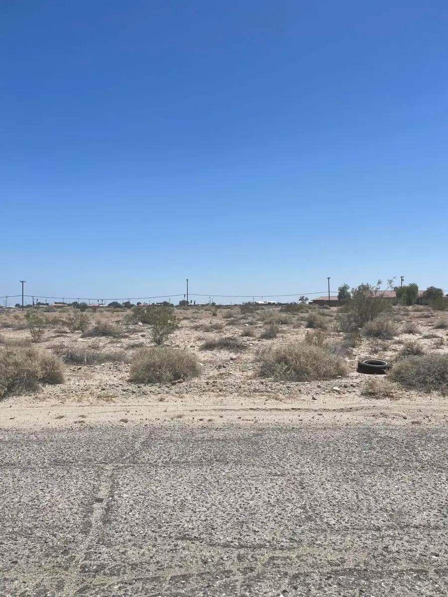 2444 Sea Shore Avenue, Thermal, CA 92274 - #3