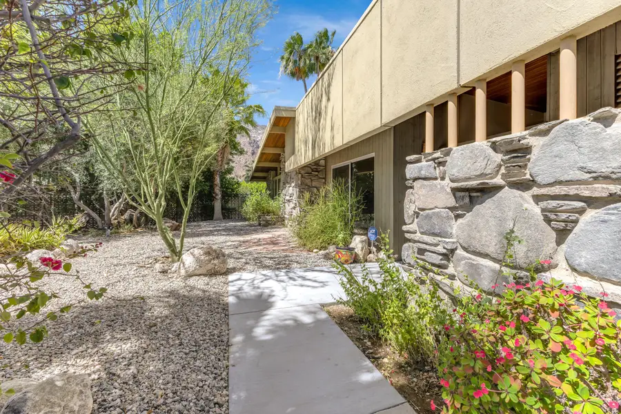 1285 N Via Paraiso, Palm Springs, CA 92262 - #3