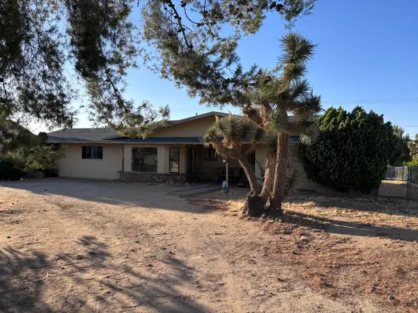 57986 Joshua Lane, Yucca Valley, CA 92284