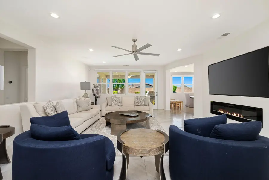 41372 Gaslight Avenue, Bermuda Dunes, CA 92203 - #2