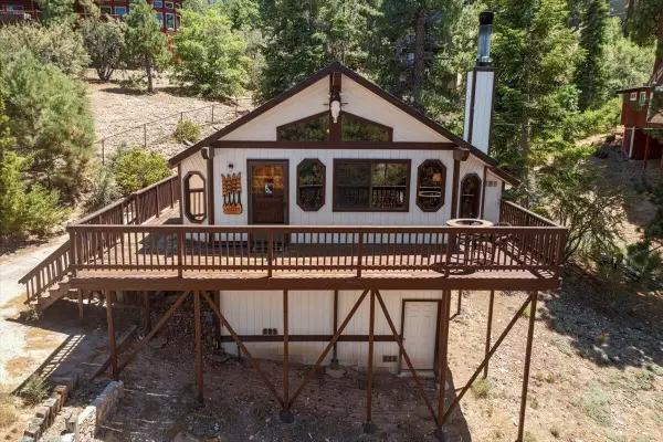 819 Cameron Drive, Big Bear Lake, CA 92315