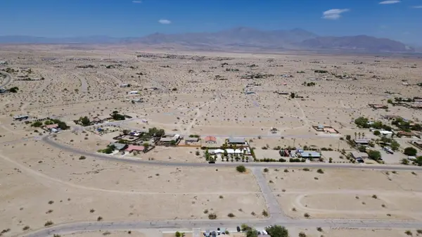 2304 Shore Hawk Avenue, Thermal, CA 92274