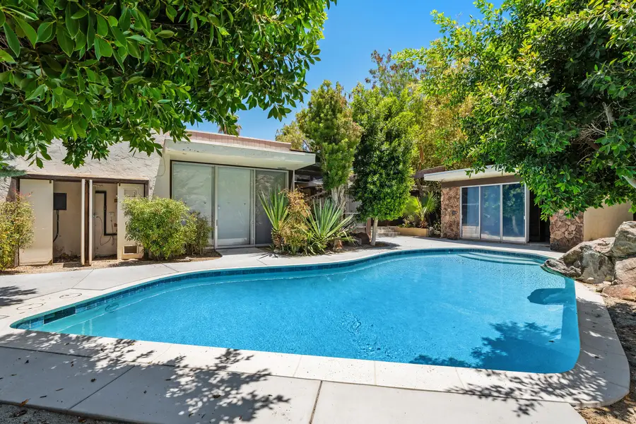 597 S La Mirada Road, Palm Springs, CA 92264 - #2