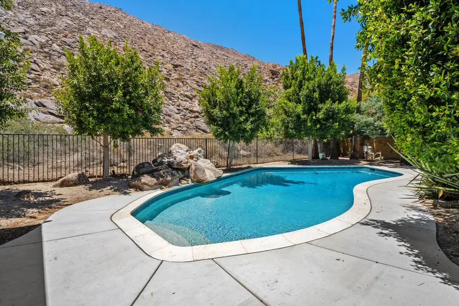 597 S La Mirada Road, Palm Springs, CA 92264 - #3