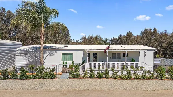 18306 Oleander Street, Lake Elsinore, CA 92532