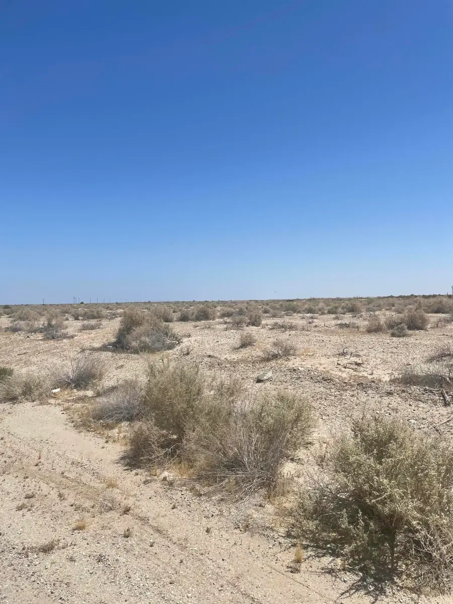 817 Salton Drive, Thermal, CA 92274 - #3