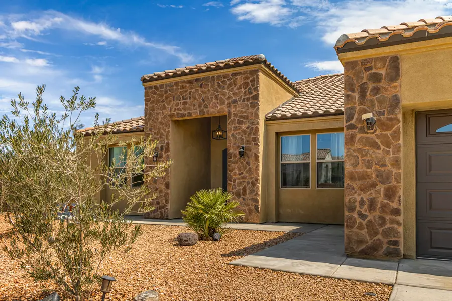 8680 Monument View Drive, Yucca Valley, CA 92284 - #2