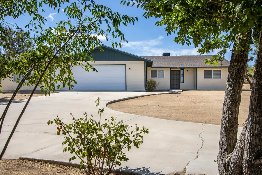 58391 Carlyle Drive, Yucca Valley, CA 92284 - #2