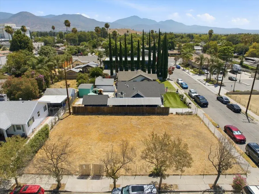1923 Belle Street, San Bernardino, CA 92404 - #2