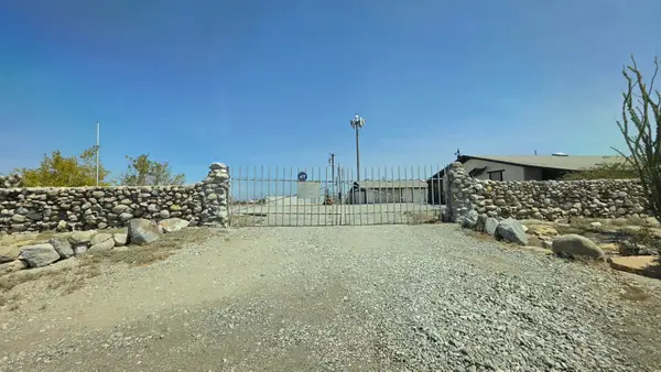 1512 Fillmore Drive, Thermal, CA 92274