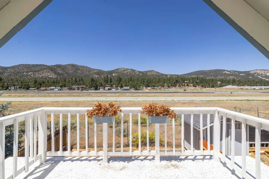 927 W Fairway Boulevard, Big Bear City, CA 92314 - #3