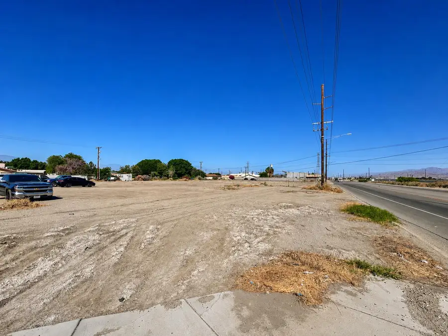 50529 Grapefruit Boulevard, Coachella, CA 92236 - #3