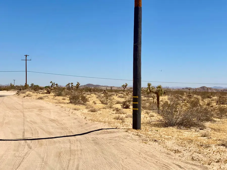 109 Border Avenue, Joshua Tree, CA 92252 - #3
