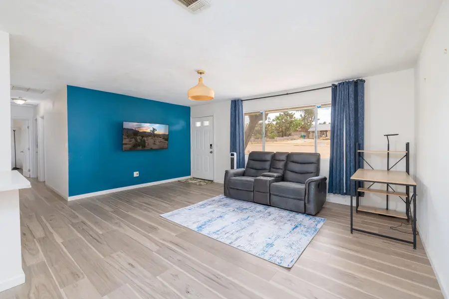56616 Mountain View Trail, Yucca Valley, CA 92284 - #2