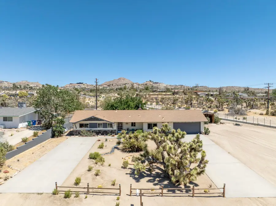 57530 Warren Way, Yucca Valley, CA 92284 - #2