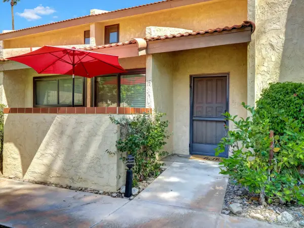 2600 S Palm Canyon #15, Palm Springs, CA 92264