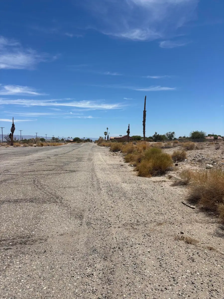1399 Bering Boulevard, Thermal, CA 92274 - #3