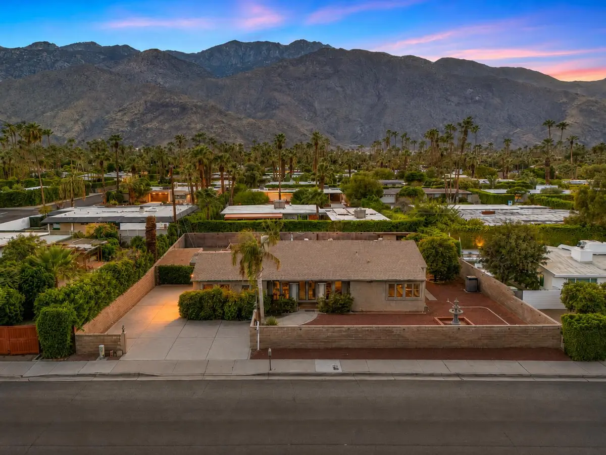 1145 S Sunrise Way, Palm Springs, CA 92264 - #1