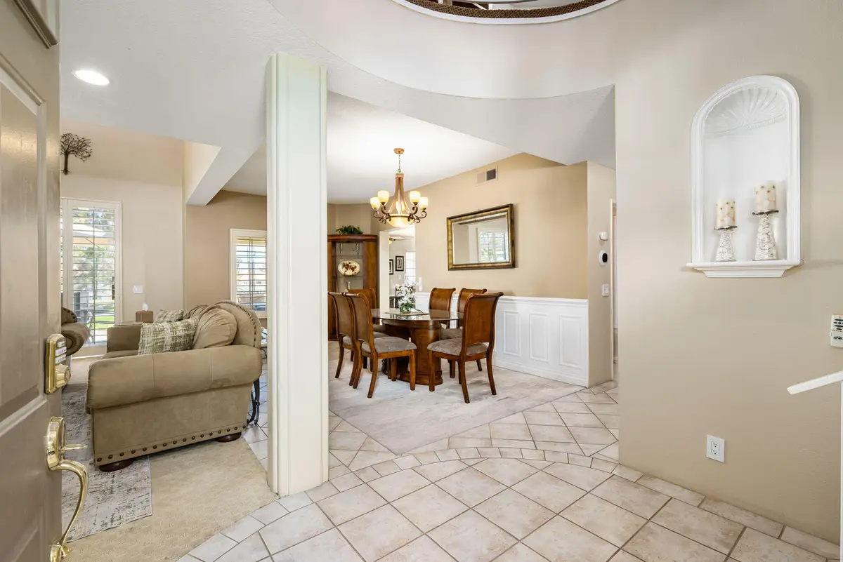 372 Muirfield Drive, Palm Desert, CA 92211 - #1