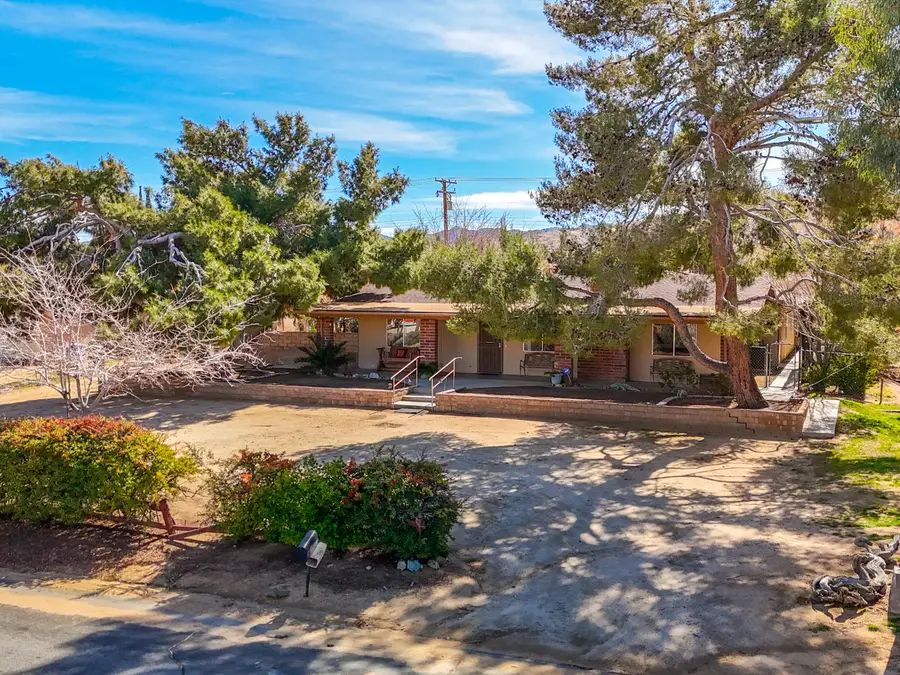 57885 El Dorado Drive, Yucca Valley, CA 92284 - #2