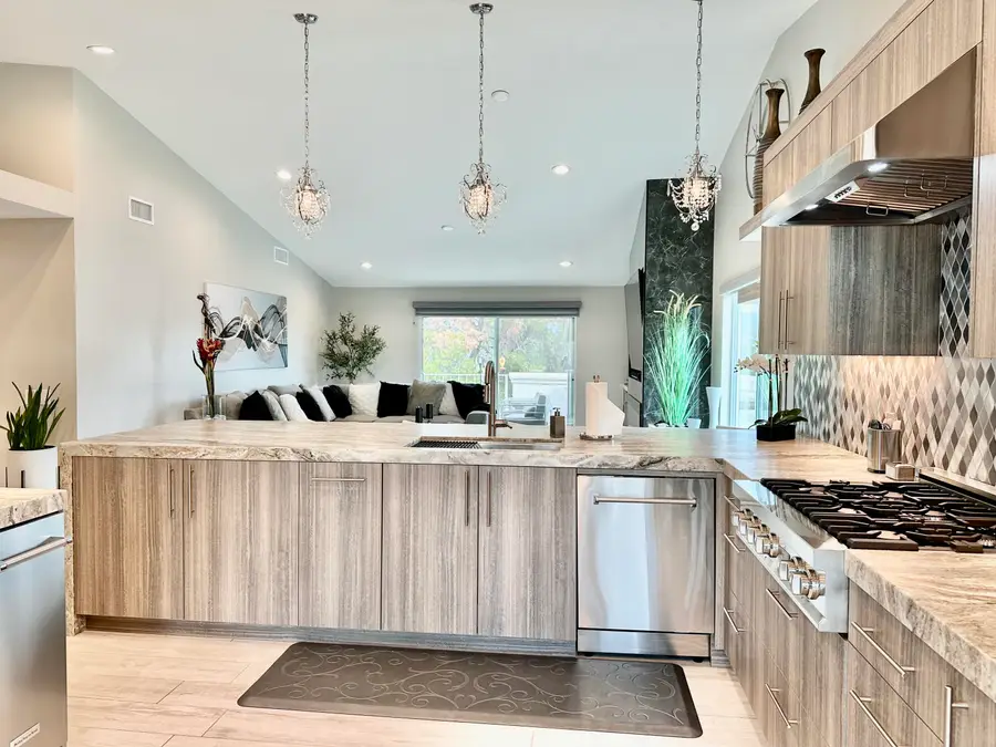 348 Vista Royale Drive, Palm Desert, CA 92211 - #2