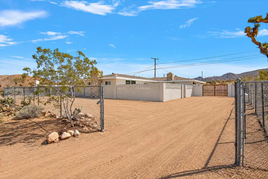 7107 Hillview Road, Joshua Tree, CA 92252 - #2