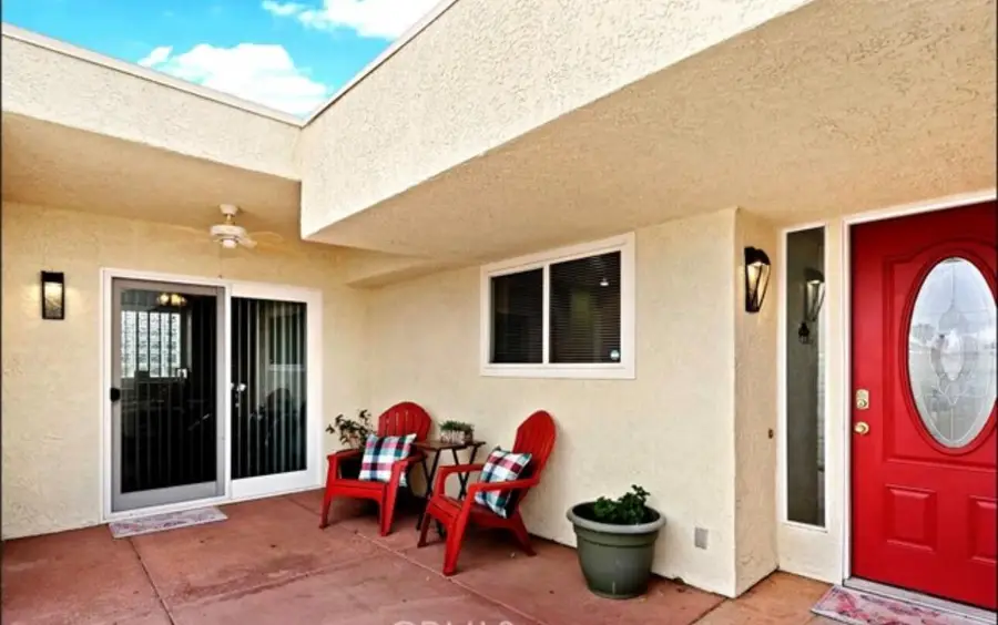 8564 Taft Court, Yucca Valley, CA 92284 - #2