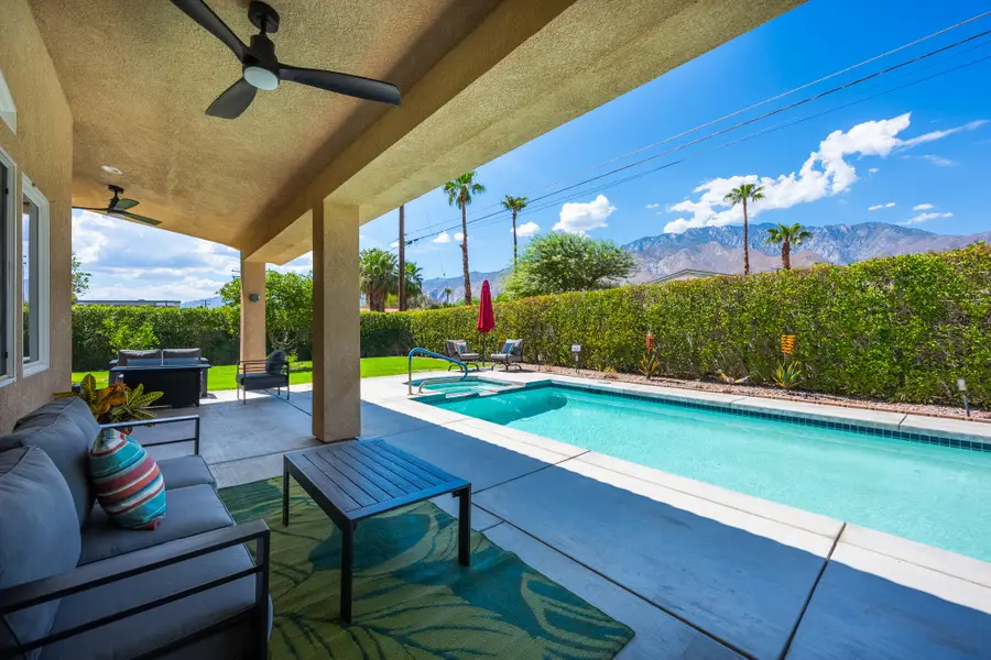 2123 E Nicola Road E, Palm Springs, CA 92262 - #3