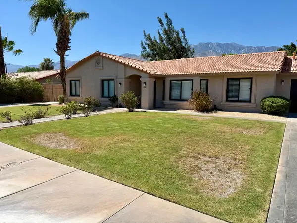 2073 Acacia Road W, Palm Springs, CA 92262