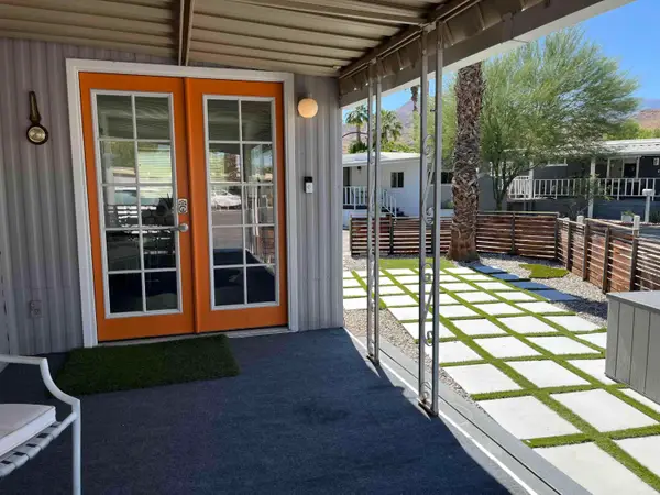 26 Cleveland Street, Cathedral City, CA 92234