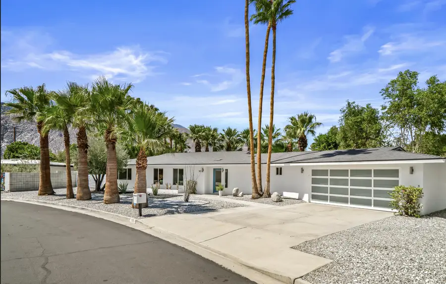 165 S Avenida Elenora, Palm Springs, CA 92262 - #2