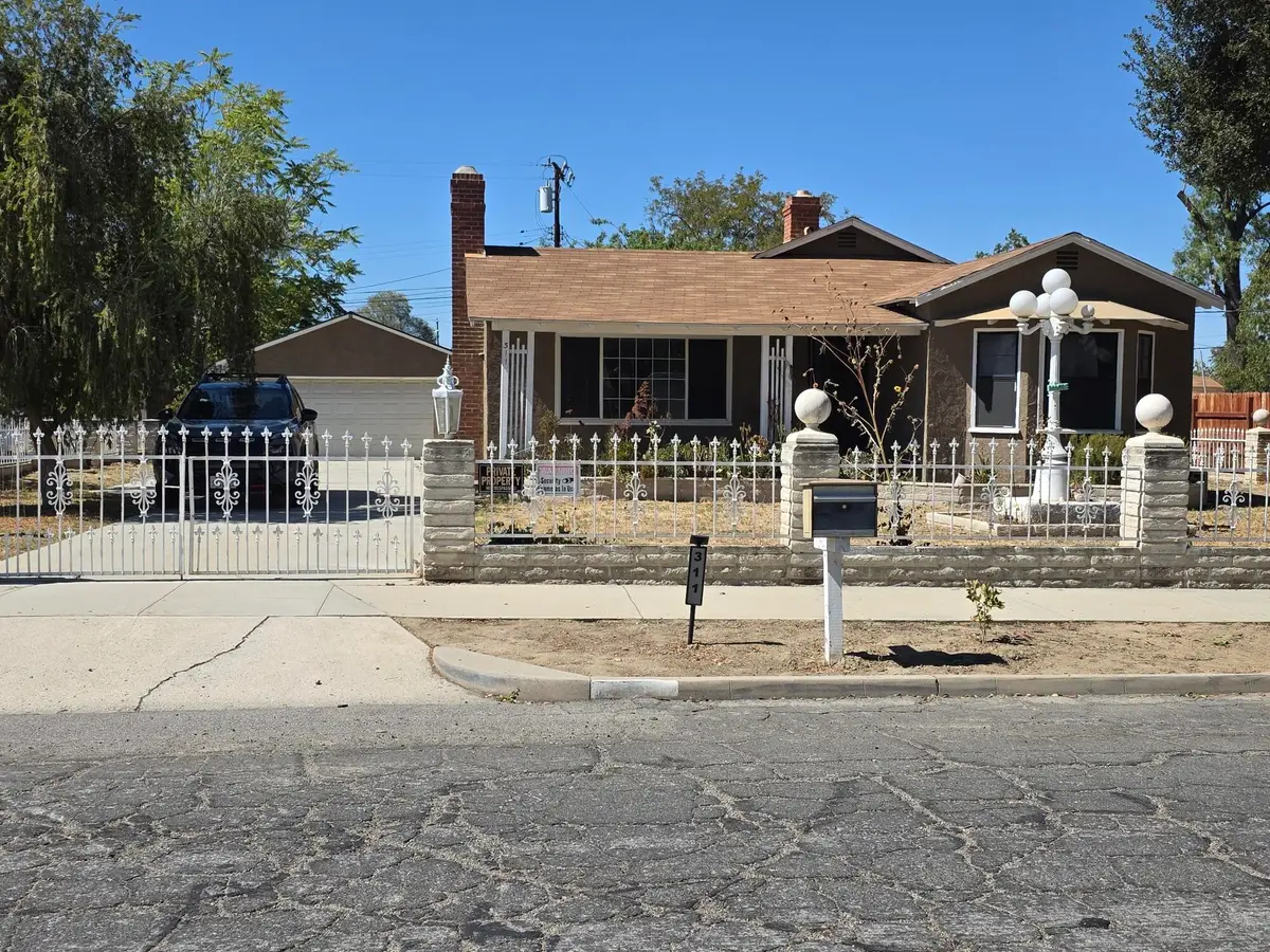 311 S Carmalita Street, Hemet, CA 92543 - #1