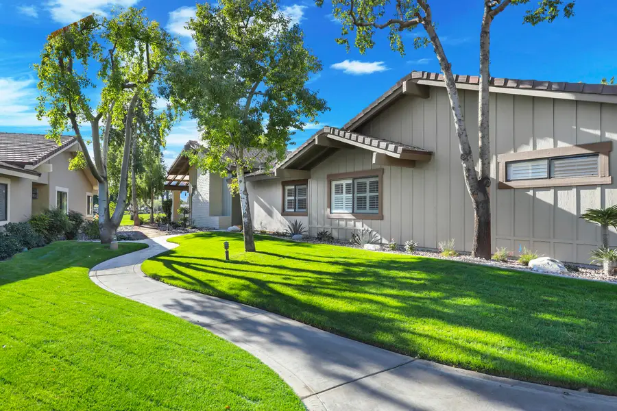 209 Bouquet Canyon Drive, Palm Desert, CA 92211 - #2