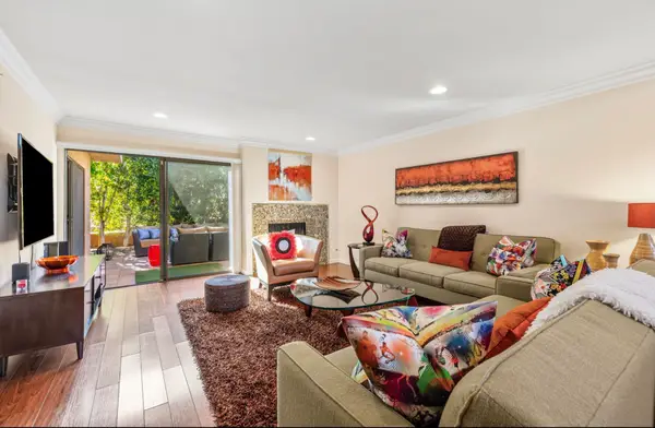 48665 Moon Terrace Lane, Palm Desert, CA 92260