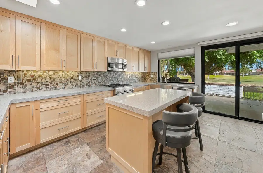 44 San Sebastian Drive, Rancho Mirage, CA 92270 - #3