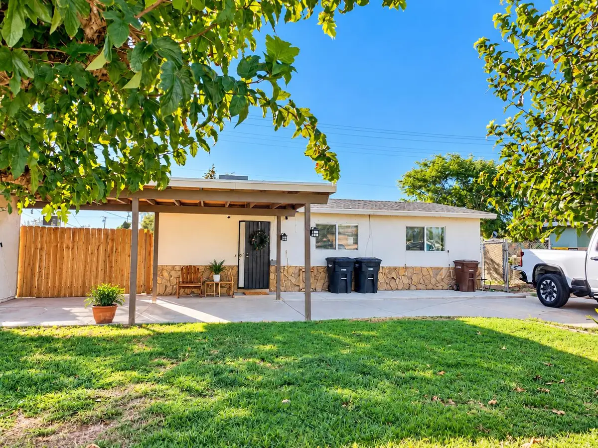 421 S 5th Street, Blythe, CA 92225 - #1